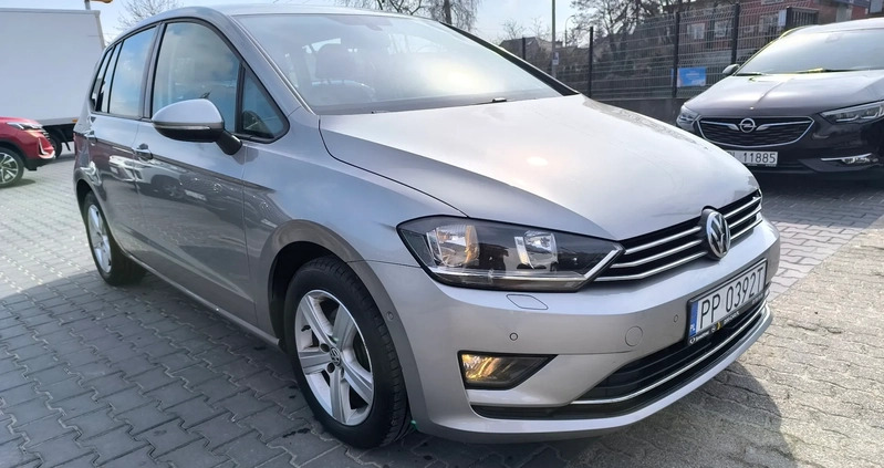 Volkswagen Golf Sportsvan cena 44900 przebieg: 156000, rok produkcji 2015 z Dziwnów małe 254